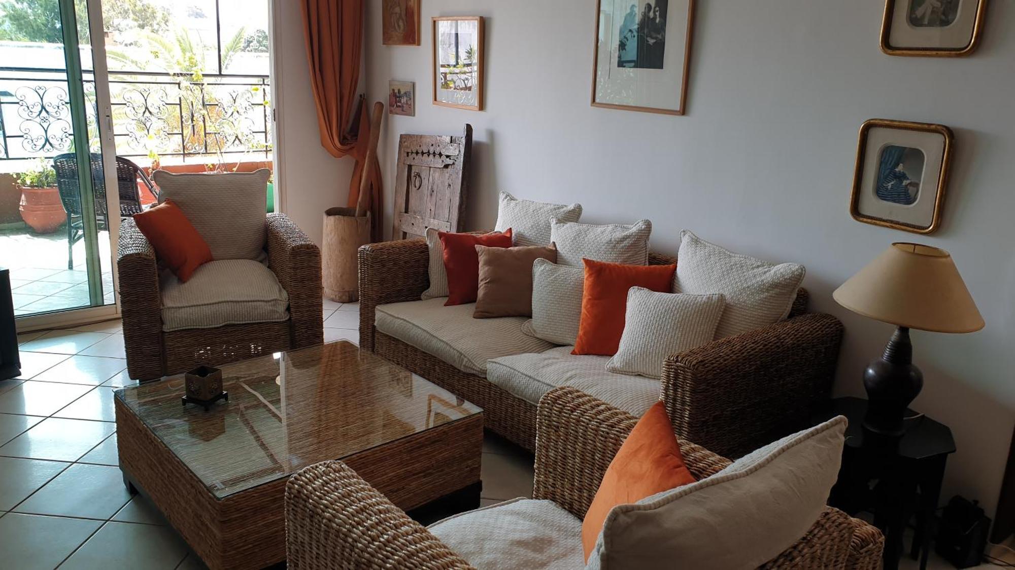 Appartement Agreable Avec 2 Tres Belles Terrasses Au Coeur De Rabat Exterior foto
