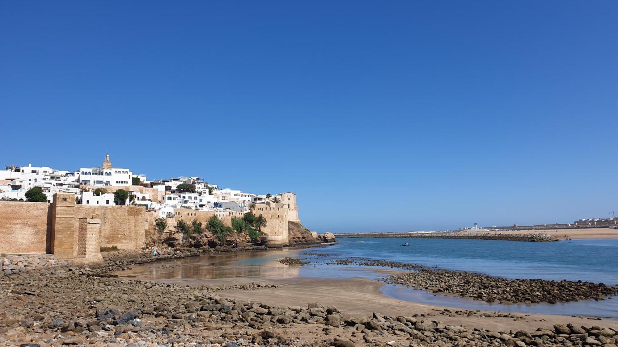 Appartement Agreable Avec 2 Tres Belles Terrasses Au Coeur De Rabat Exterior foto